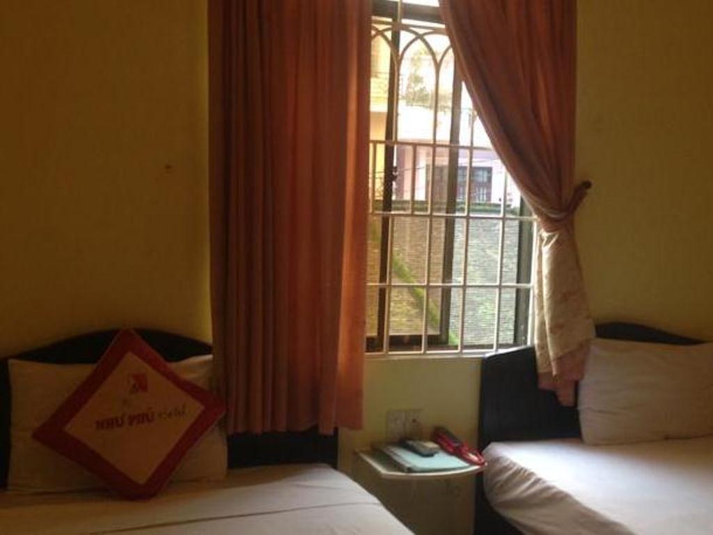 Nhu Phu Hotel Hue Exteriör bild